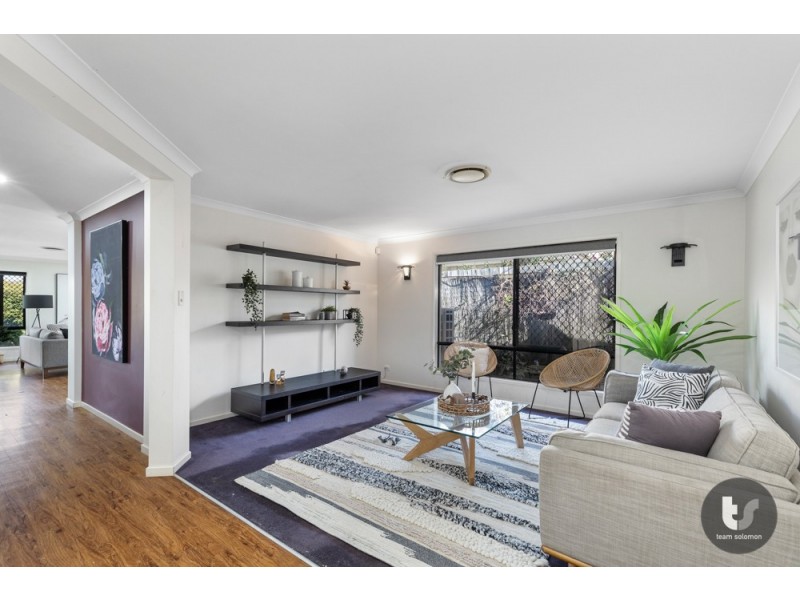 15 Caswell Crescent, Redland Bay QLD 4165