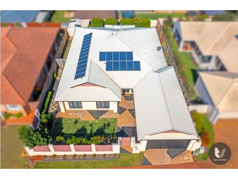 15 Caswell Crescent, Redland Bay QLD 4165