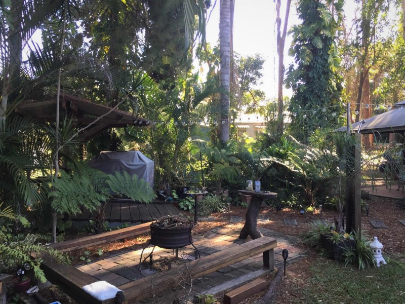 5 Merindah Street, Coochiemudlo Island QLD 4184