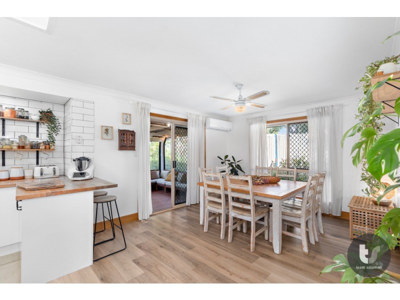 17 Falkirk Parade, Redland Bay QLD 4165