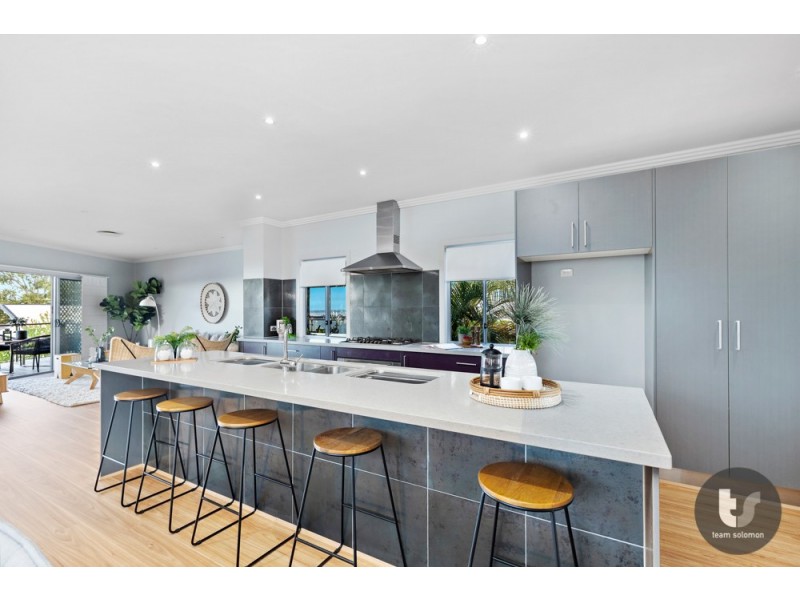 343 Main Road, Wellington Point QLD 4160