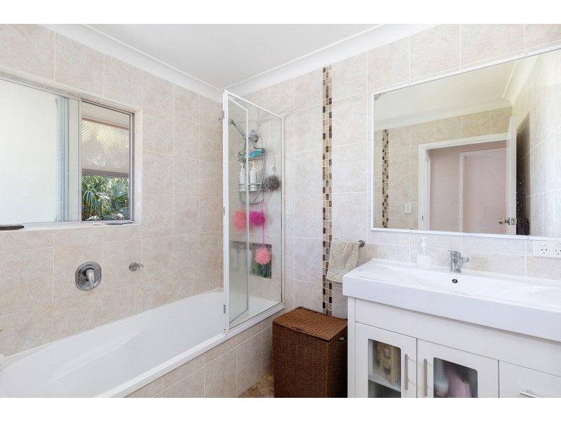 69 Lawn Terrace, Capalaba QLD 4157