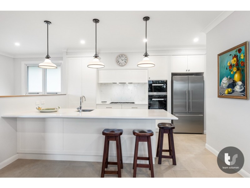 8 Cane Street, Redland Bay QLD 4165