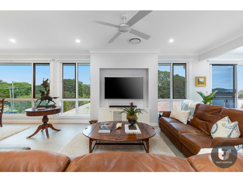 8 Cane Street, Redland Bay QLD 4165