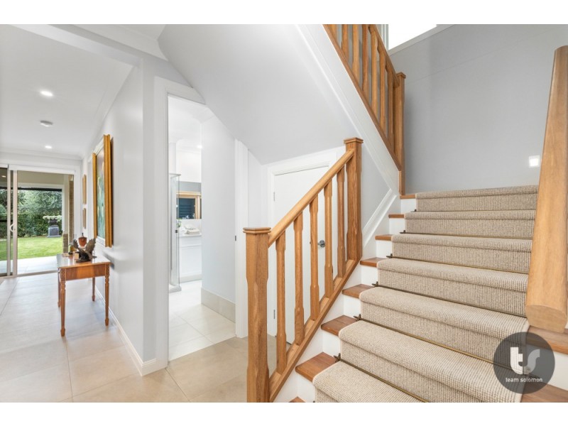 8 Cane Street, Redland Bay QLD 4165