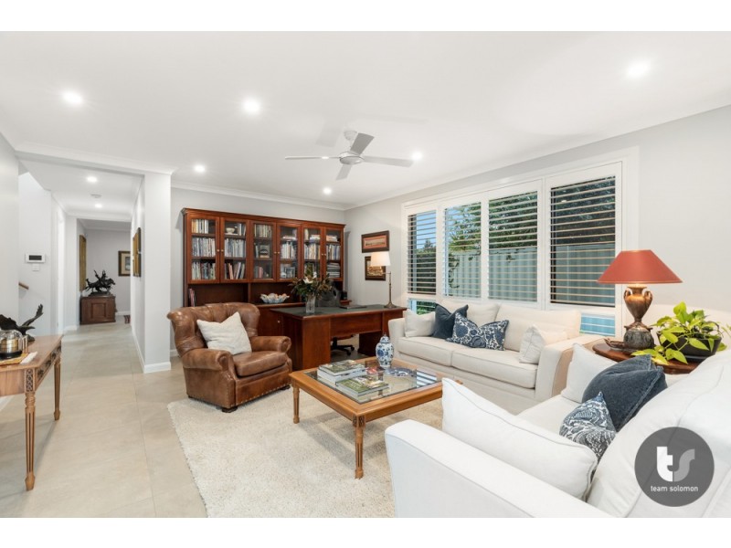 8 Cane Street, Redland Bay QLD 4165