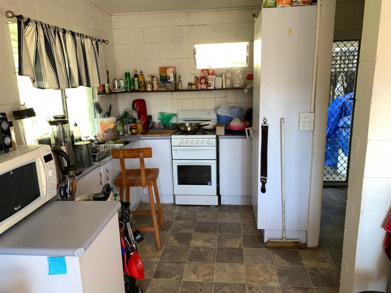 25 Phillips Street, Coochiemudlo Island QLD 4184