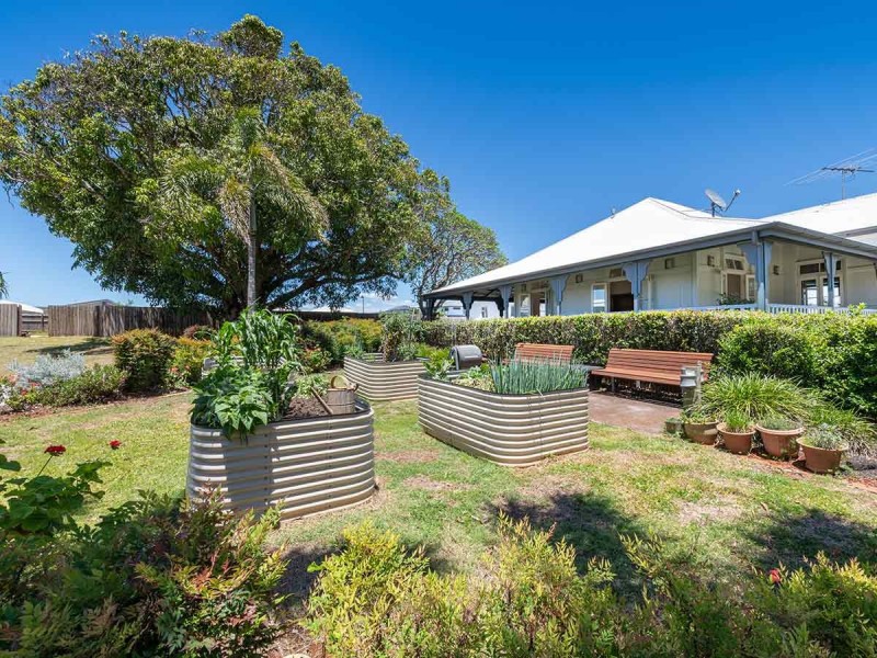 1109/100 Swansea Circuit, Redland Bay QLD 4165