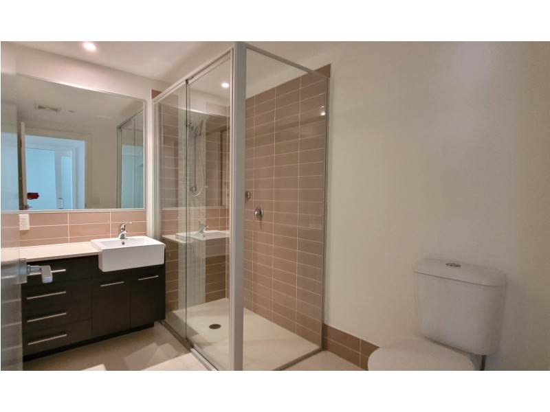 1109/100 Swansea Circuit, Redland Bay QLD 4165