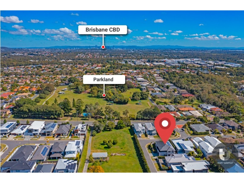 4 Paige Crescent, Wakerley QLD 4154
