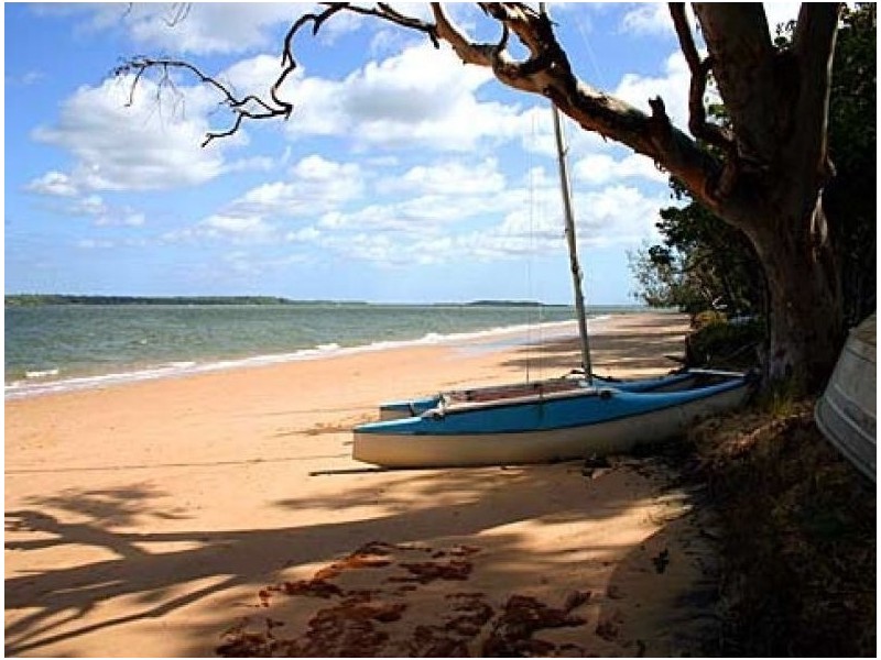 Coochiemudlo Island QLD 4184