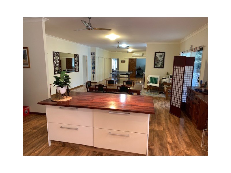 12 Marroo Street, Coochiemudlo Island QLD 4184