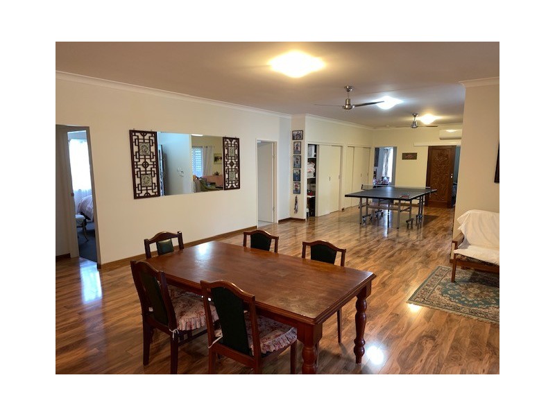 12 Marroo Street, Coochiemudlo Island QLD 4184