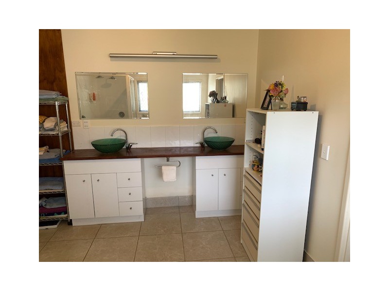 12 Marroo Street, Coochiemudlo Island QLD 4184