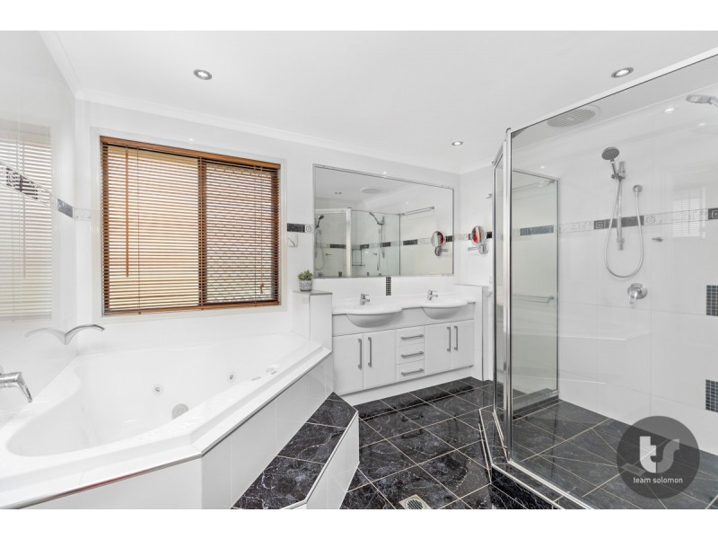 7 Rosella Street, Wellington Point QLD 4160