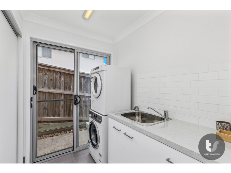 6 Calvin Street, Cornubia QLD 4130