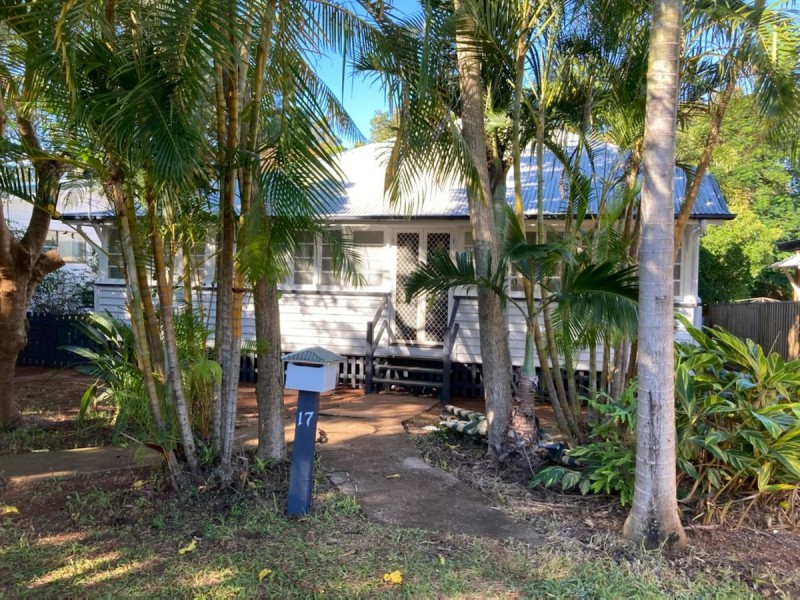 17 Kingfisher Street, Coochiemudlo Island QLD 4184