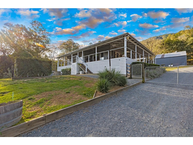 189 Shaws Pocket Road, Luscombe QLD 4207