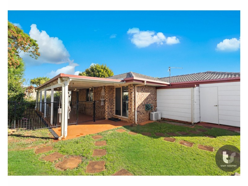 17 Falkirk Parade, Redland Bay QLD 4165