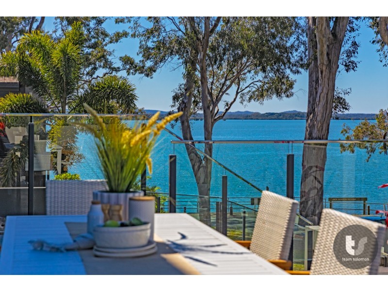 House 2 – 1 Bay Street, Redland Bay QLD 4165