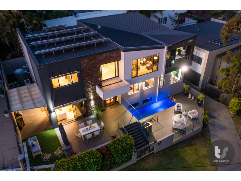 House 2 – 1 Bay Street, Redland Bay QLD 4165