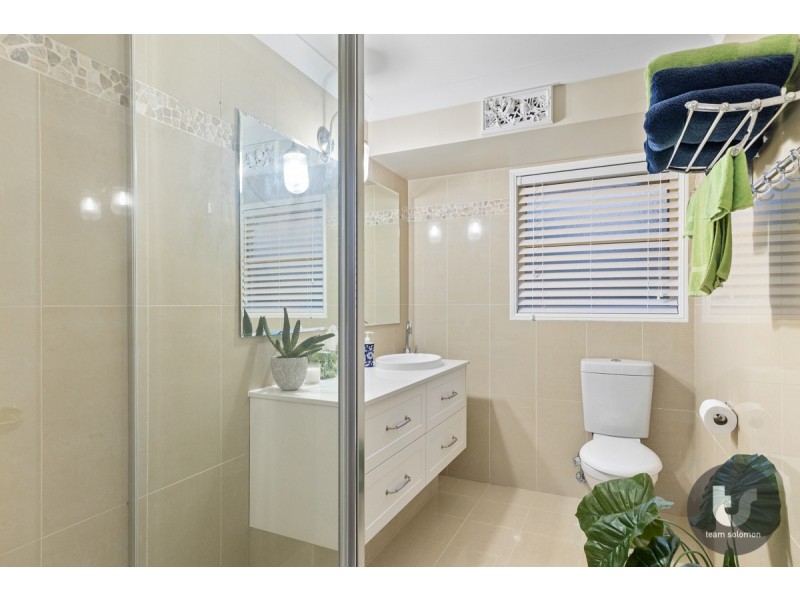 1 Labib Street, Redland Bay QLD 4165