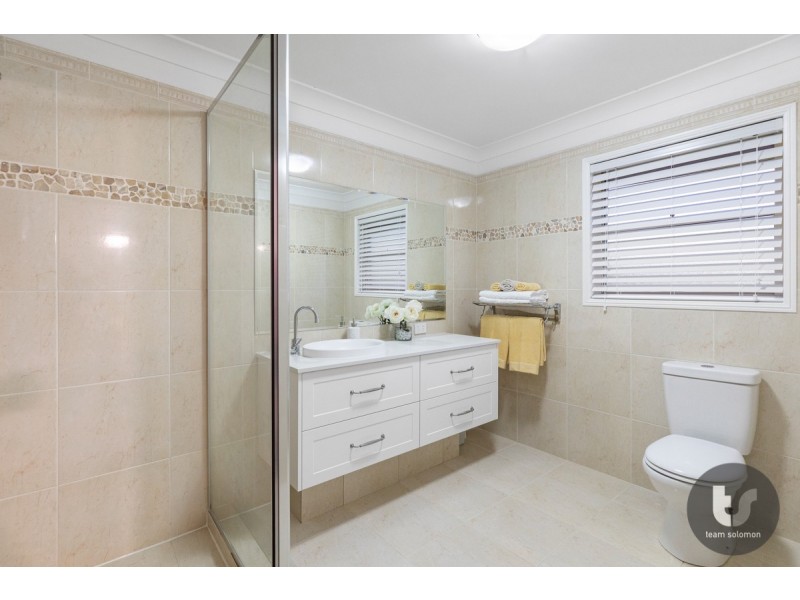 1 Labib Street, Redland Bay QLD 4165