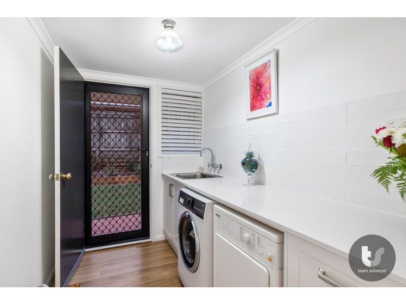 1 Labib Street, Redland Bay QLD 4165