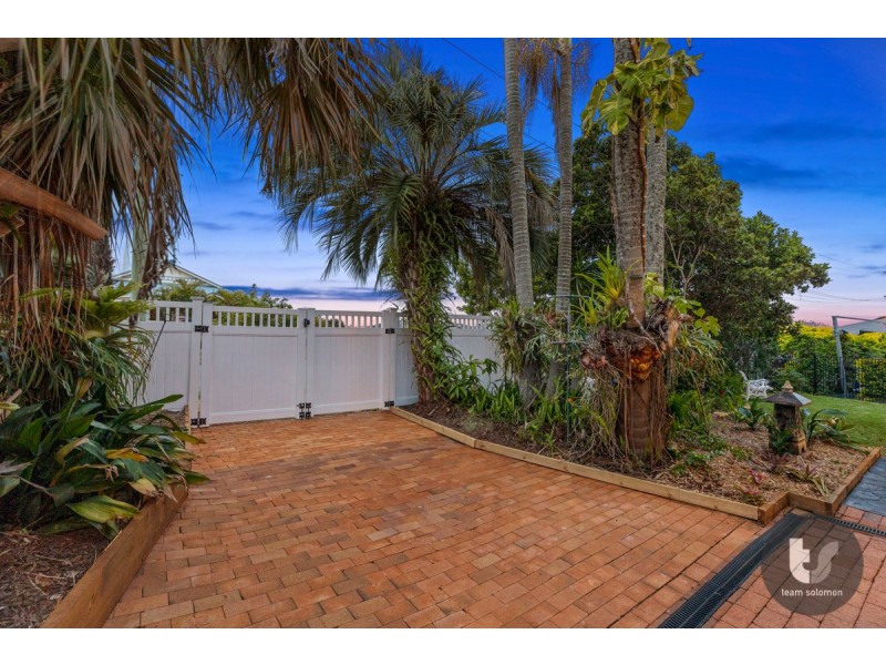 1 Labib Street, Redland Bay QLD 4165