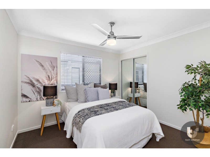 61 Ferry Road, Thorneside QLD 4158