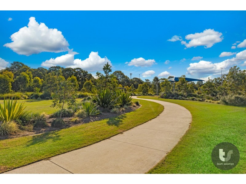 198 Dart Street, Redland Bay QLD 4165