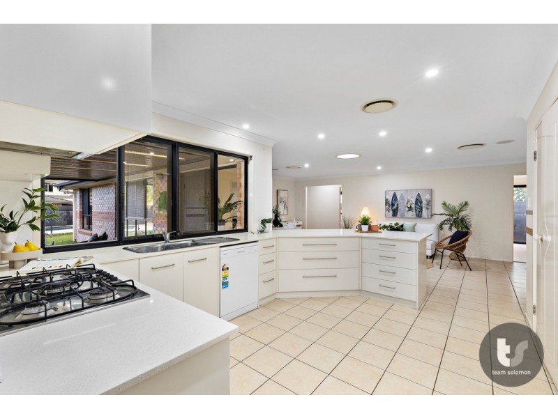 3 Marcel Place, Wellington Point QLD 4160