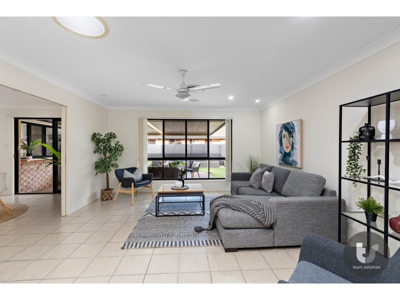 3 Marcel Place, Wellington Point QLD 4160