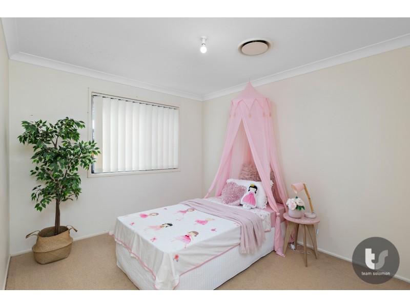3 Marcel Place, Wellington Point QLD 4160