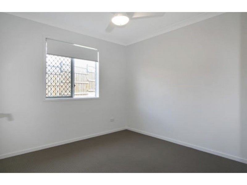 30 Crewes Crs, Redbank Plains QLD 4301