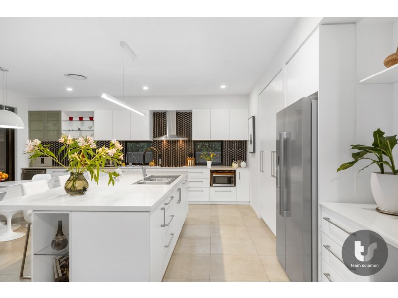 270 Wellington Street, Ormiston QLD 4160