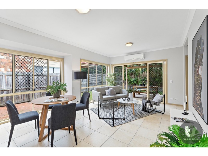 18 Hannam Crescent, Forest Lake QLD 4078