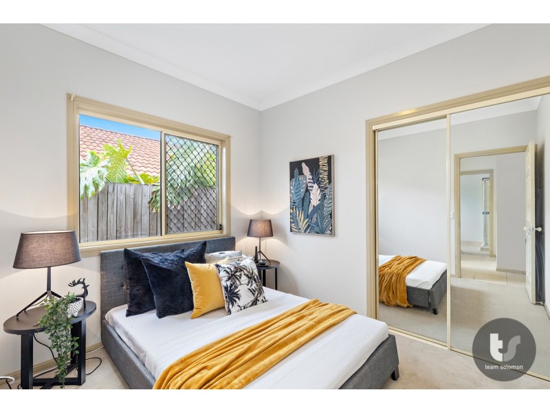 18 Hannam Crescent, Forest Lake QLD 4078