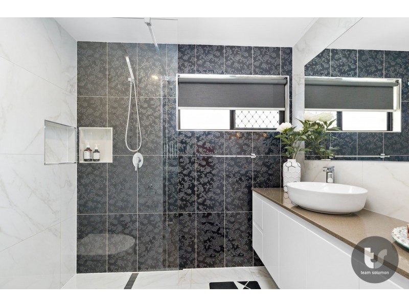 22 Cornwall Crs, Alexandra Hills QLD 4161