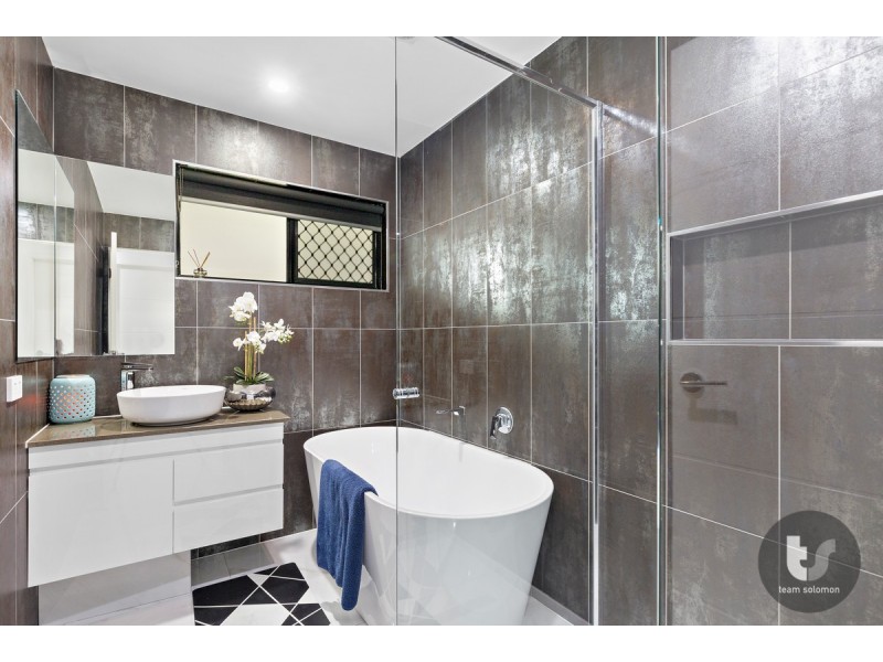 22 Cornwall Crs, Alexandra Hills QLD 4161