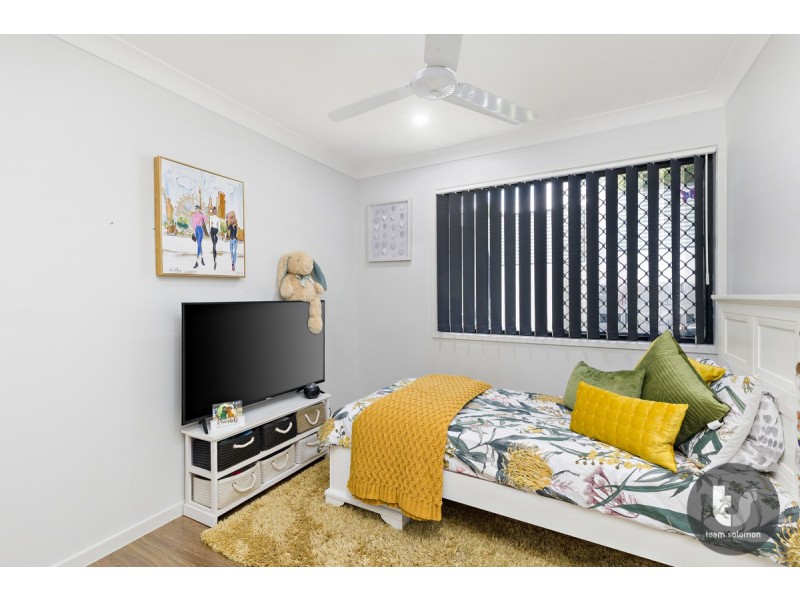 22 Cornwall Crs, Alexandra Hills QLD 4161