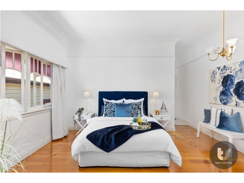 159 Shore Street North, Cleveland QLD 4163