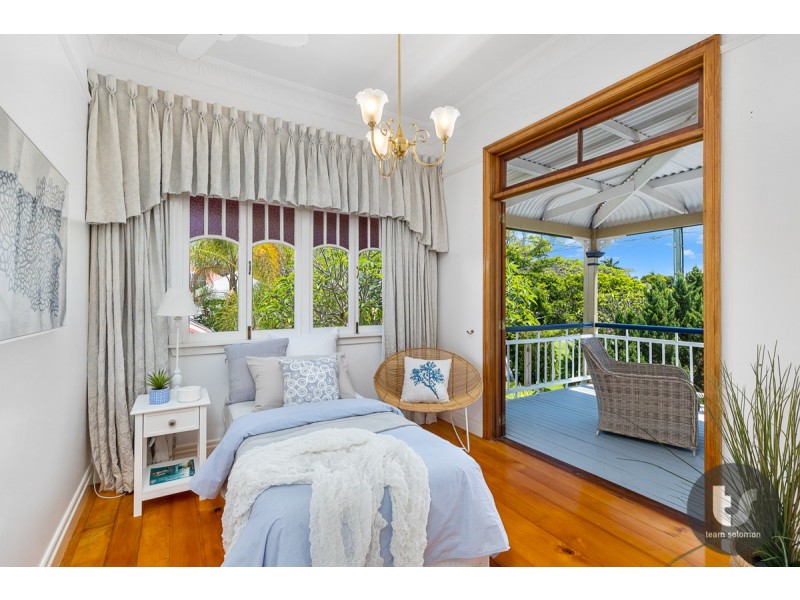 159 Shore Street North, Cleveland QLD 4163