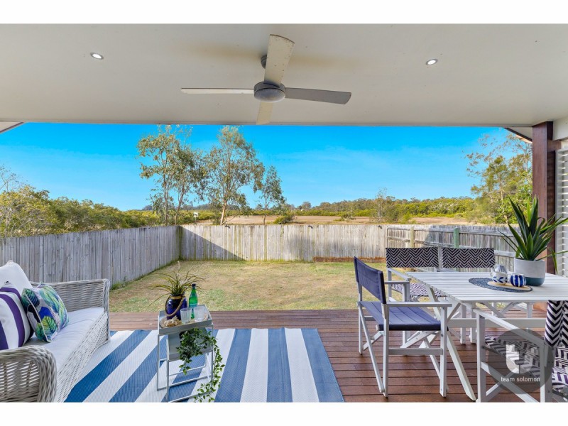 61 Ferry Road, Thorneside QLD 4158