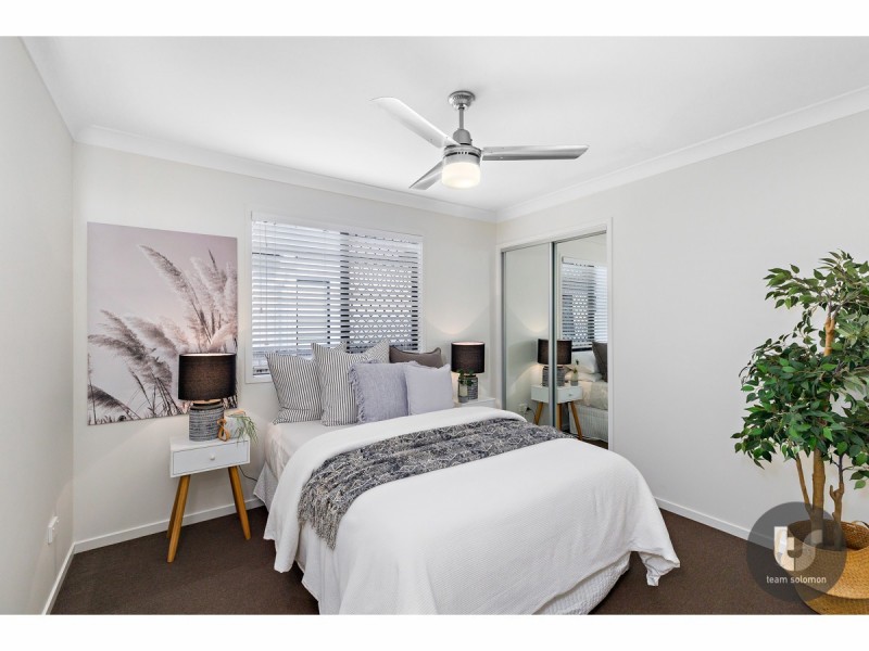 61 Ferry Road, Thorneside QLD 4158