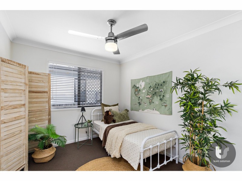 61 Ferry Road, Thorneside QLD 4158