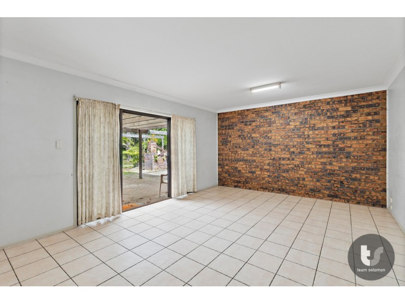 557 Redland Bay Road, Victoria Point QLD 4165