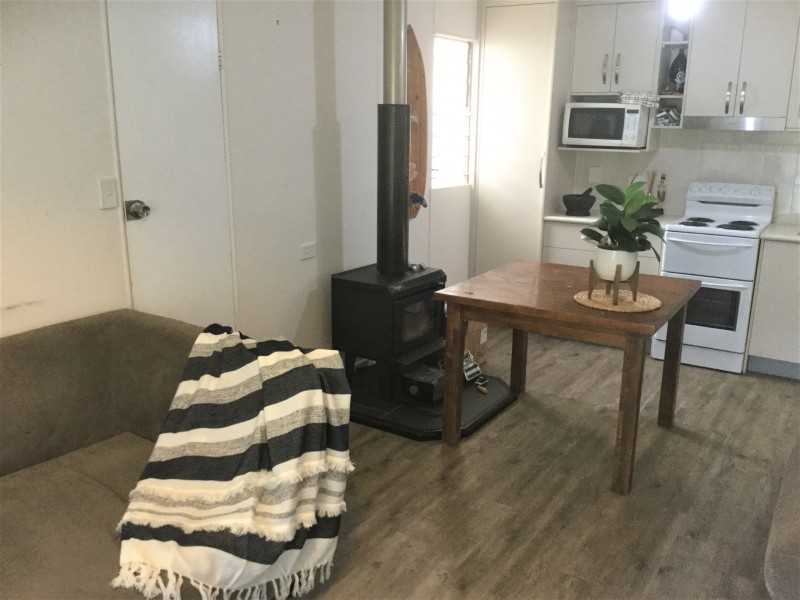 16 Orangegrove Street, Coochiemudlo Island QLD 4184