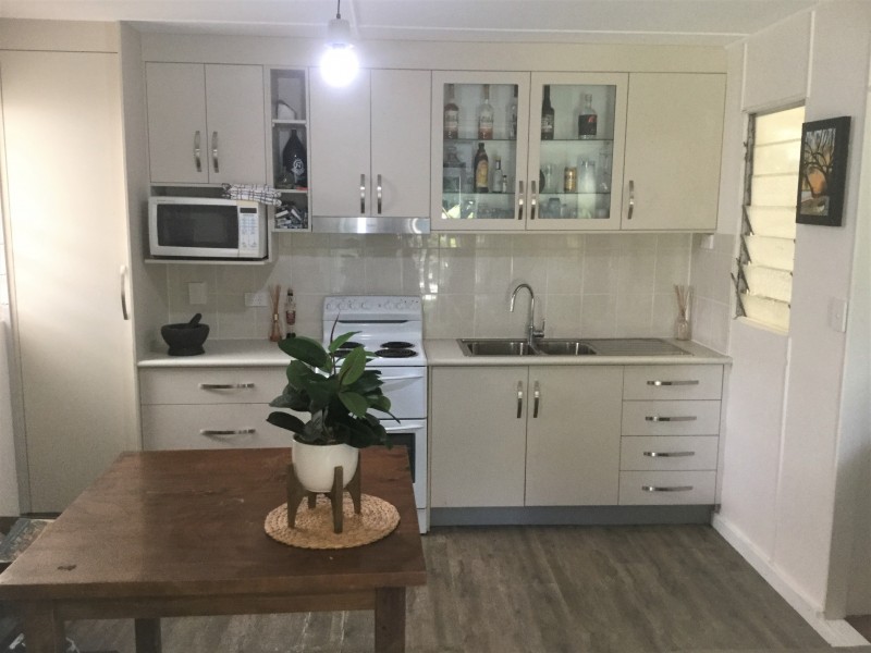 16 Orangegrove Street, Coochiemudlo Island QLD 4184