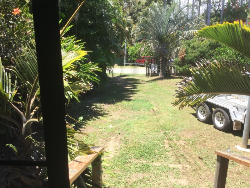 16 Orangegrove Street, Coochiemudlo Island QLD 4184